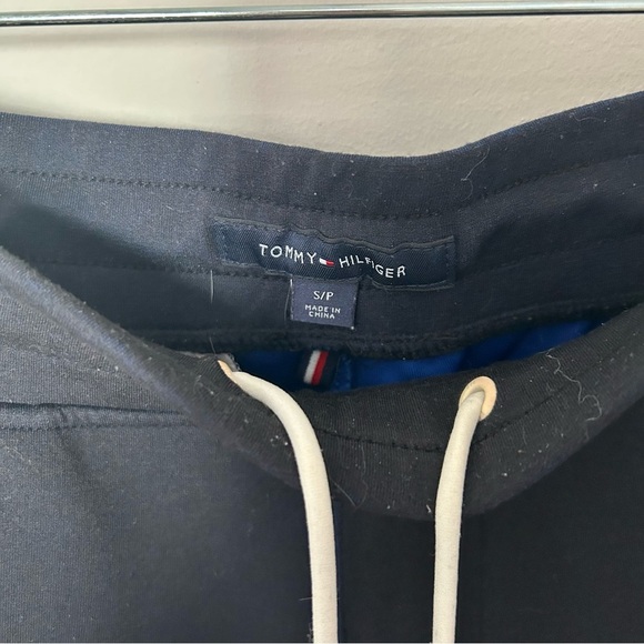 Men's Tommy Hilfiger Slim Fit Black with White Stripe Sweatpants Size Small - Picture 3 of 6